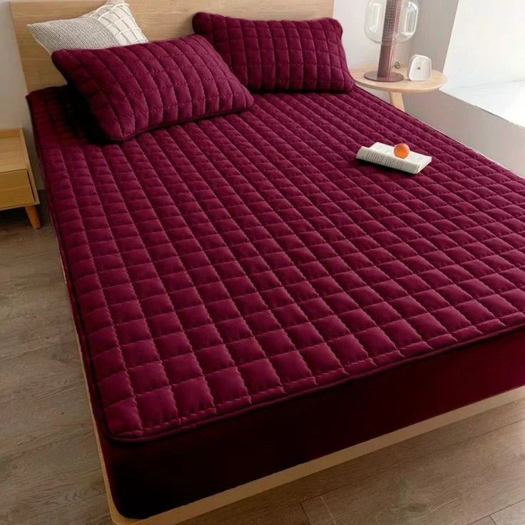Diamond Quilted 100% Waterproof Mattress Cover (Maroon)