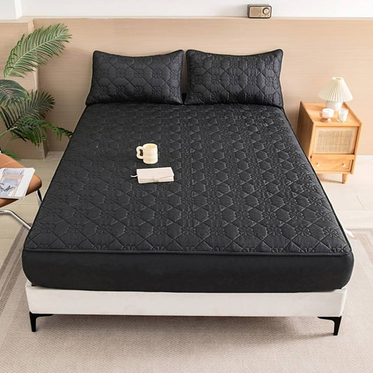 Diamond Quilted 100% Waterproof Mattress Cover (Black)